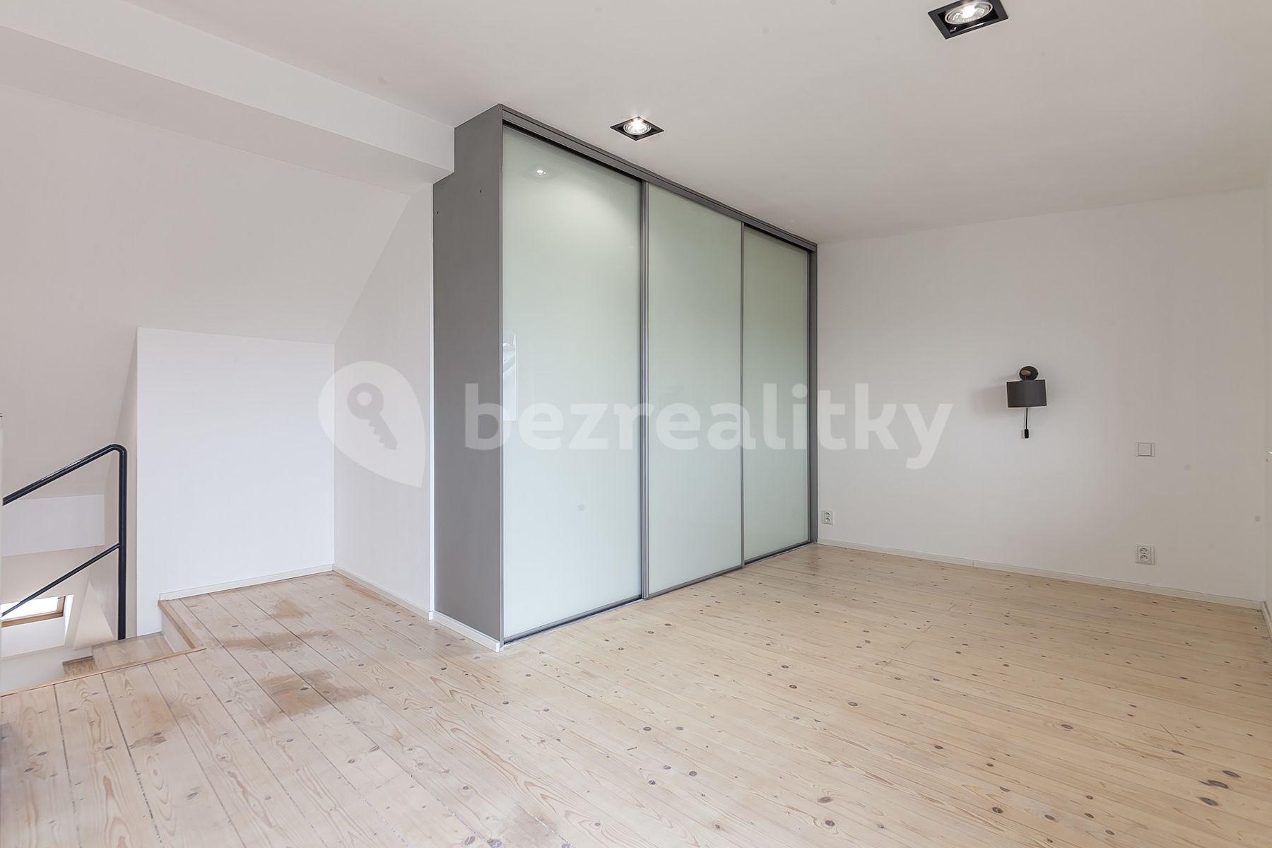 Predaj bytu 2-izbový 95 m², Štefánikova, Praha, Praha