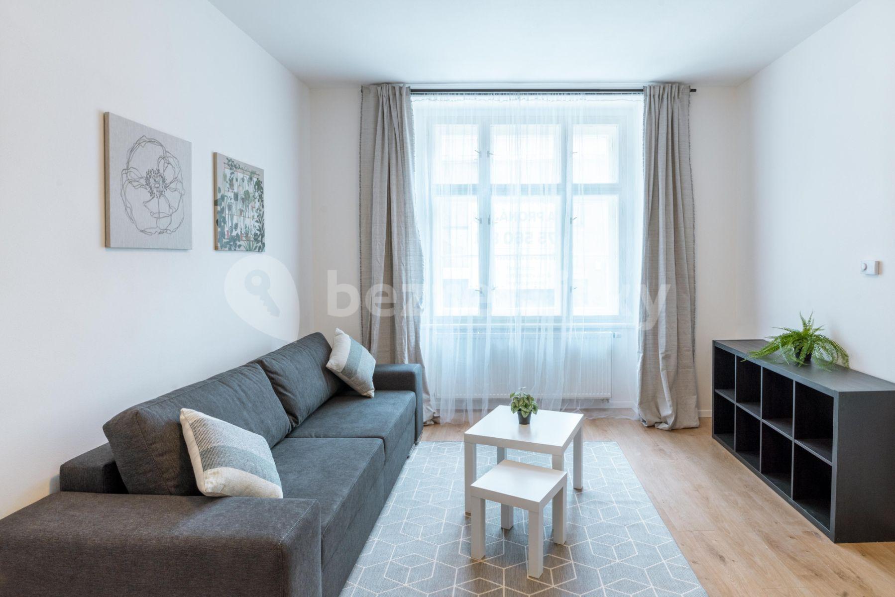 Prenájom bytu 3-izbový 85 m², Košická, Praha, Praha