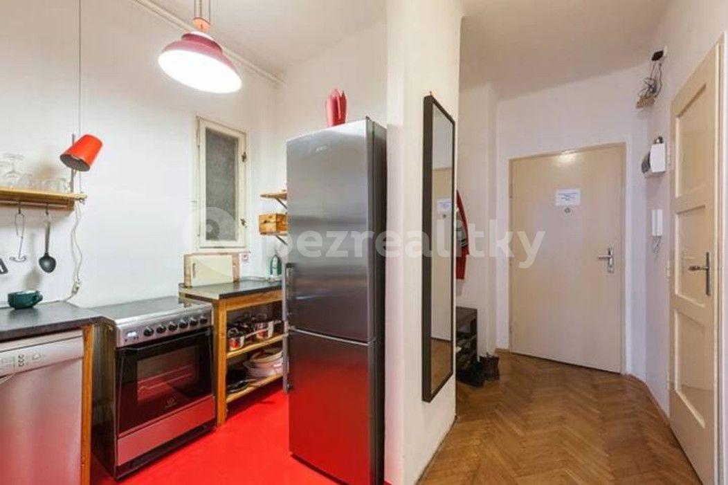 Prenájom bytu 3-izbový 72 m², Vrázova, Praha, Praha