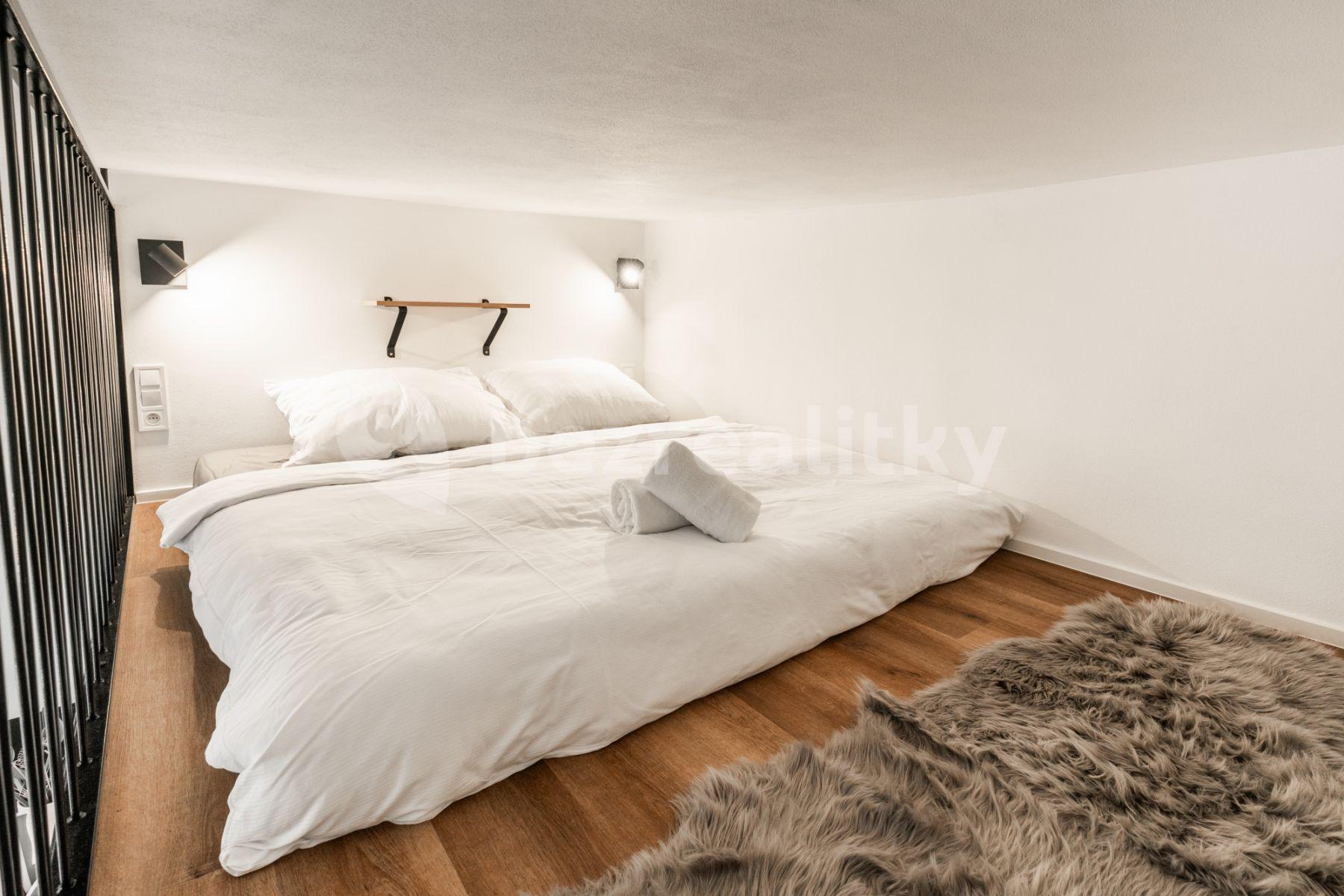 Prenájom bytu 1-izbový 29 m², Vlhká, Brno, Jihomoravský kraj