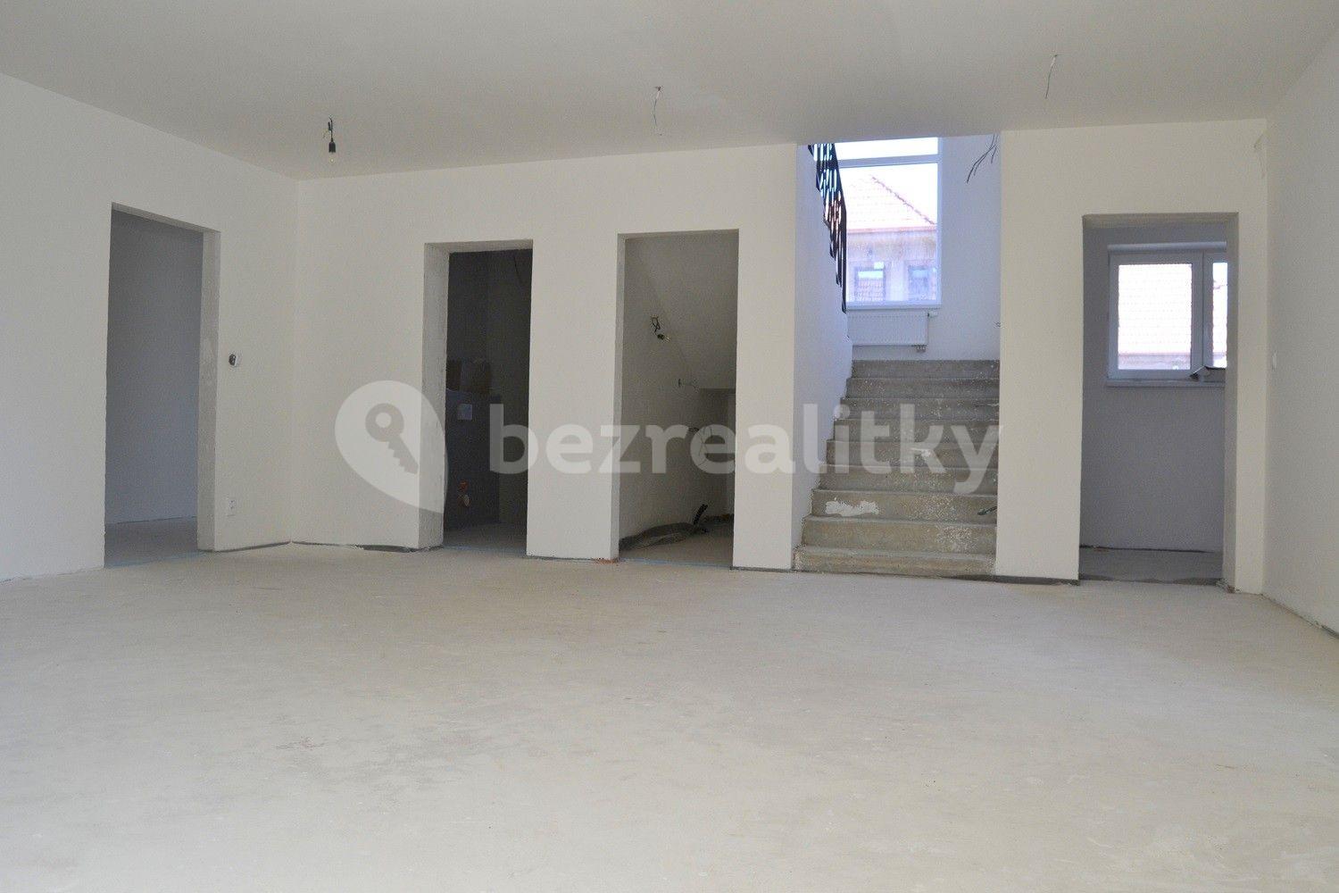 Predaj domu 400 m², pozemek 803 m², Do Vrchu, Mukařov, Středočeský kraj