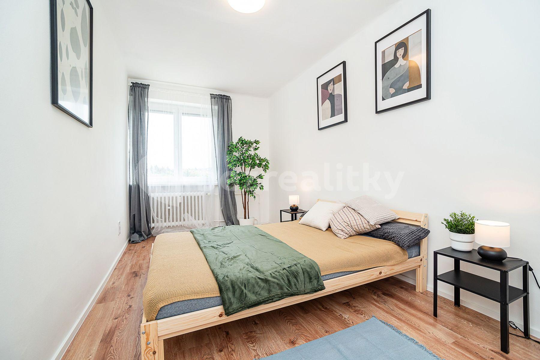 Predaj bytu 4-izbový 74 m², Hrusická, Praha, Praha