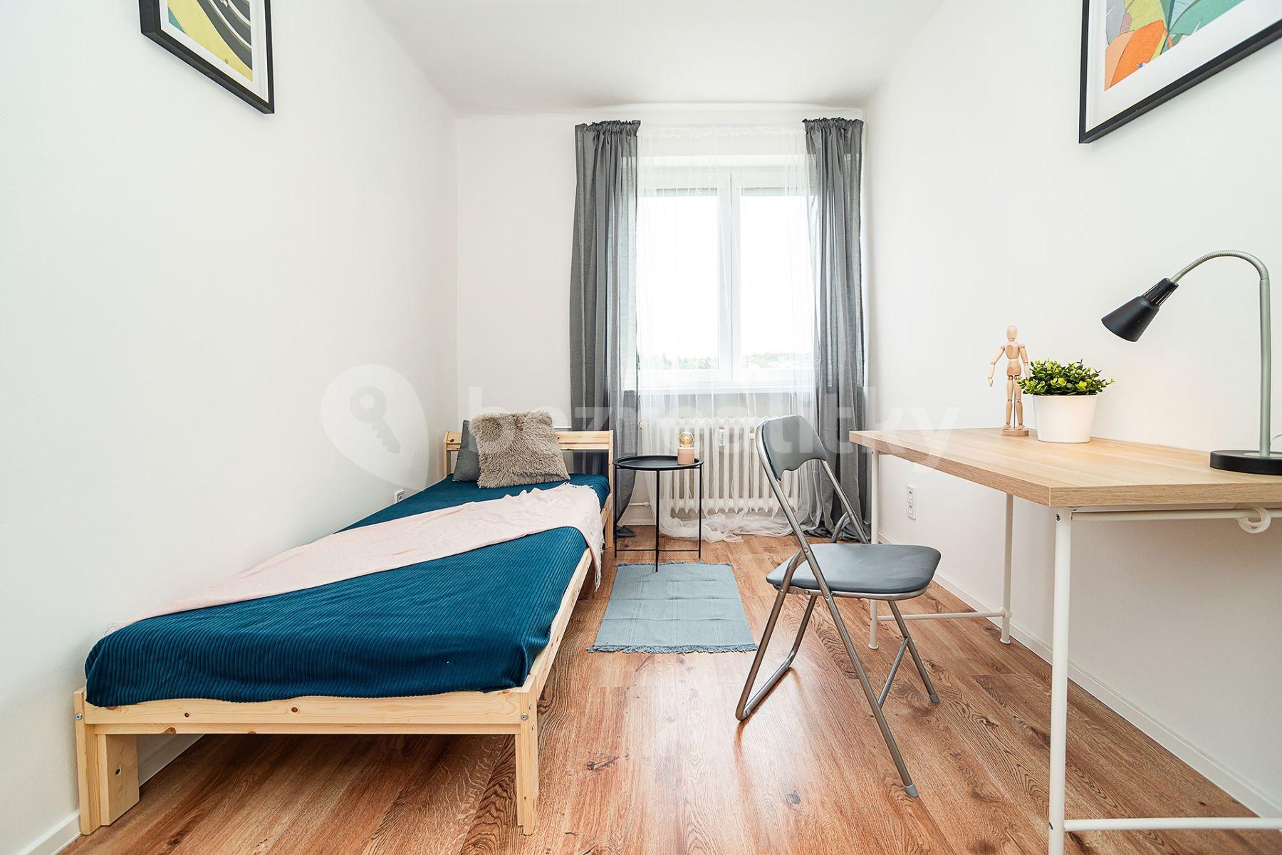 Predaj bytu 4-izbový 74 m², Hrusická, Praha, Praha