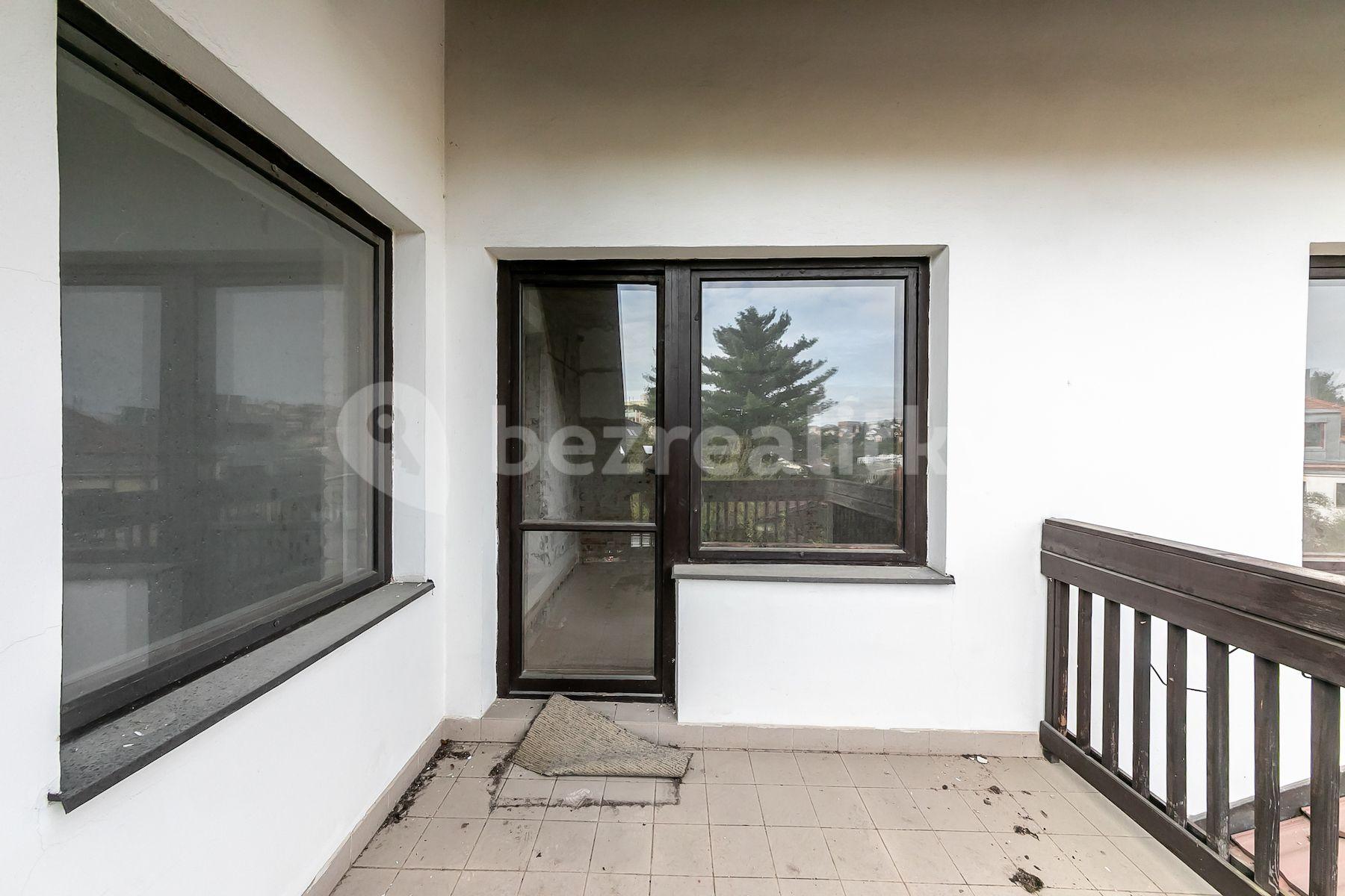 Predaj domu 467 m², pozemek 741 m², Ve studeném, Praha, Praha