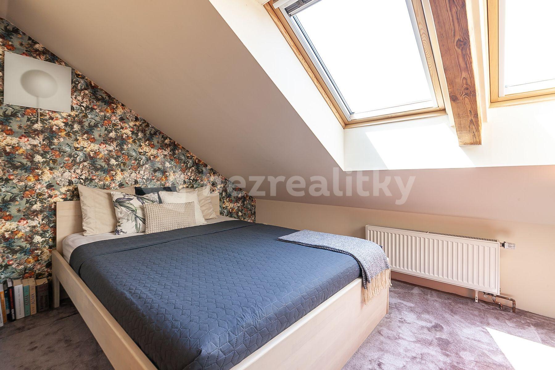 Predaj bytu 4-izbový 99 m², Krokova, Praha, Praha