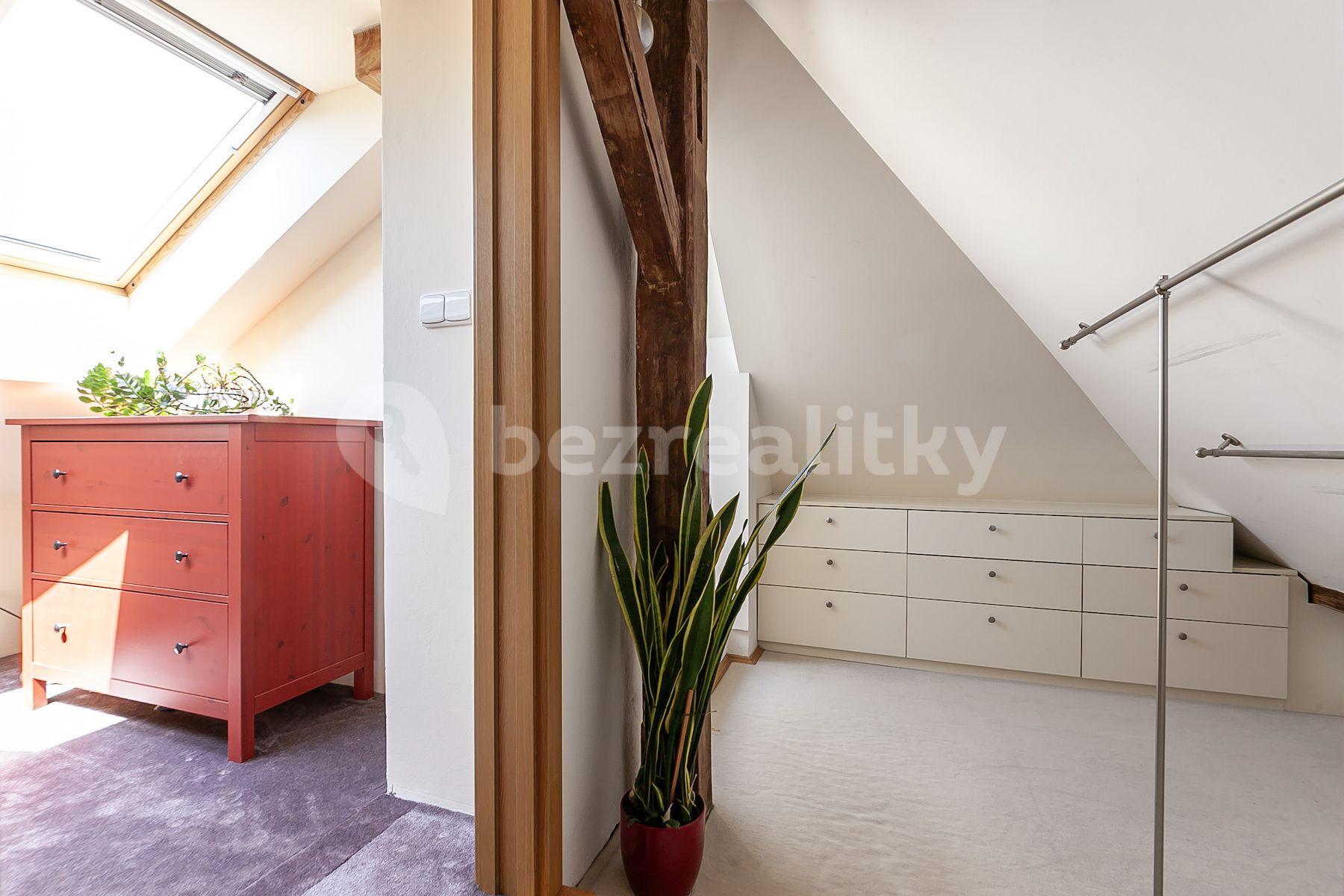 Predaj bytu 4-izbový 99 m², Krokova, Praha, Praha