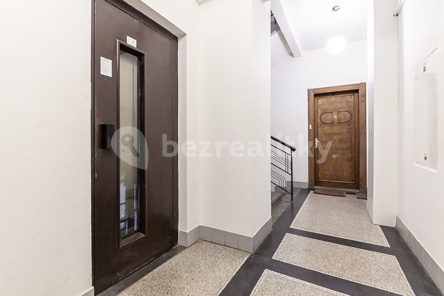 Predaj bytu 4-izbový 99 m², Krokova, Praha, Praha