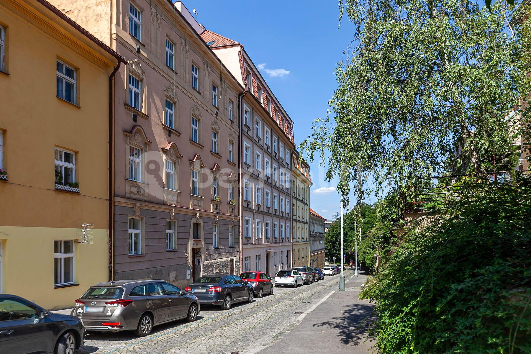 Predaj bytu 3-izbový 98 m², Krokova, Praha, Praha