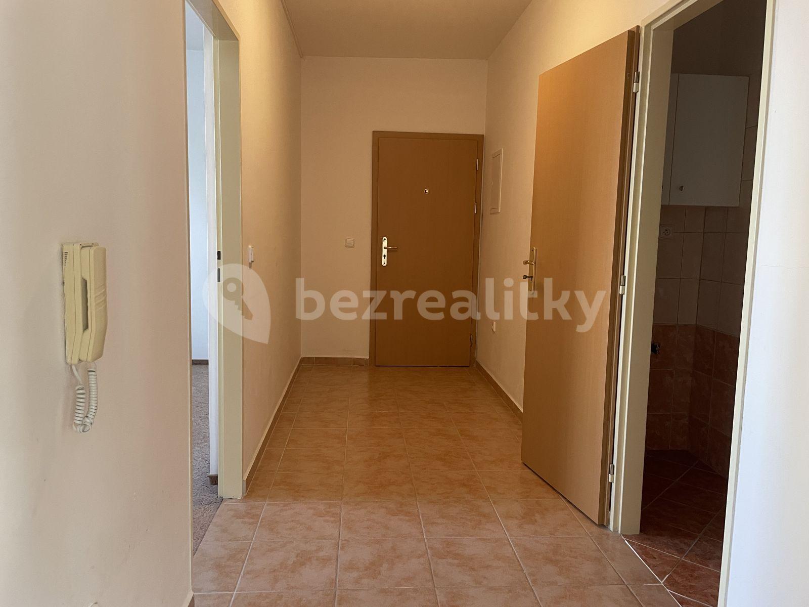 Prenájom bytu 2-izbový 57 m², Okrová, Náchod, Královéhradecký kraj