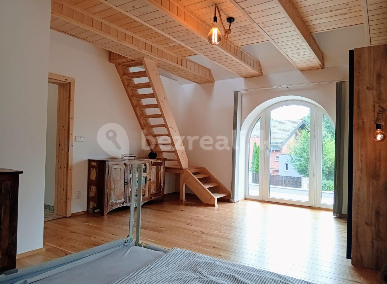 Predaj domu 152 m², pozemek 846 m², Pražská, Jevany, Středočeský kraj