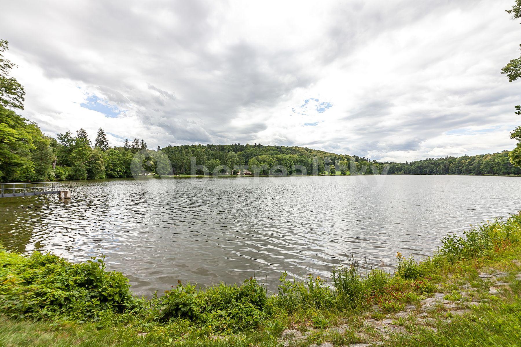 Predaj pozemku 1.085 m², Žabovřesky, Chlístov, Středočeský kraj