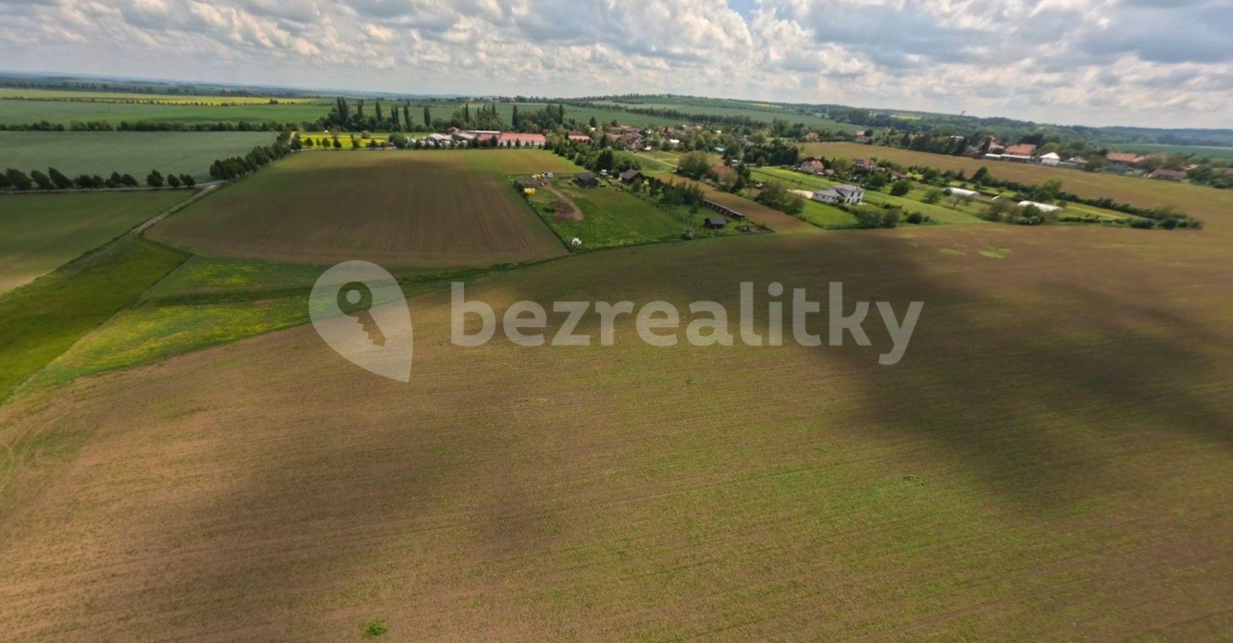 Predaj pozemku 4.564 m², Vitice, Středočeský kraj