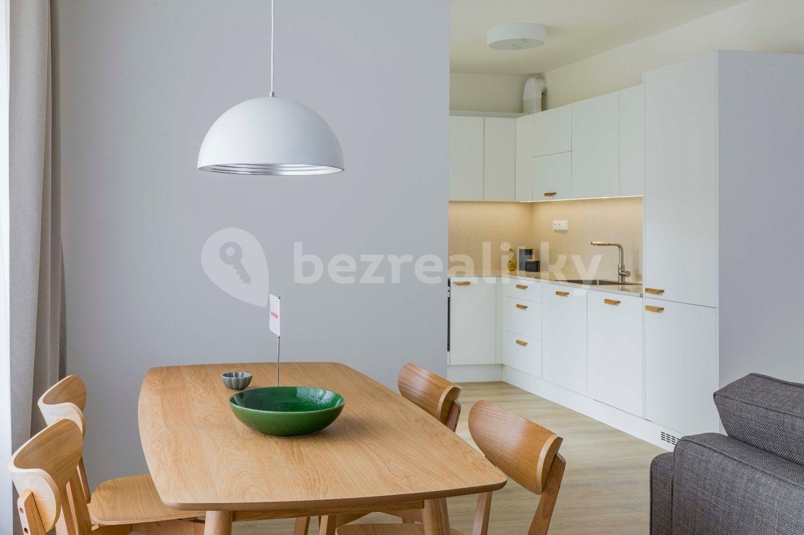 Prenájom bytu 2-izbový 56 m², U Pergamenky, Praha, Praha