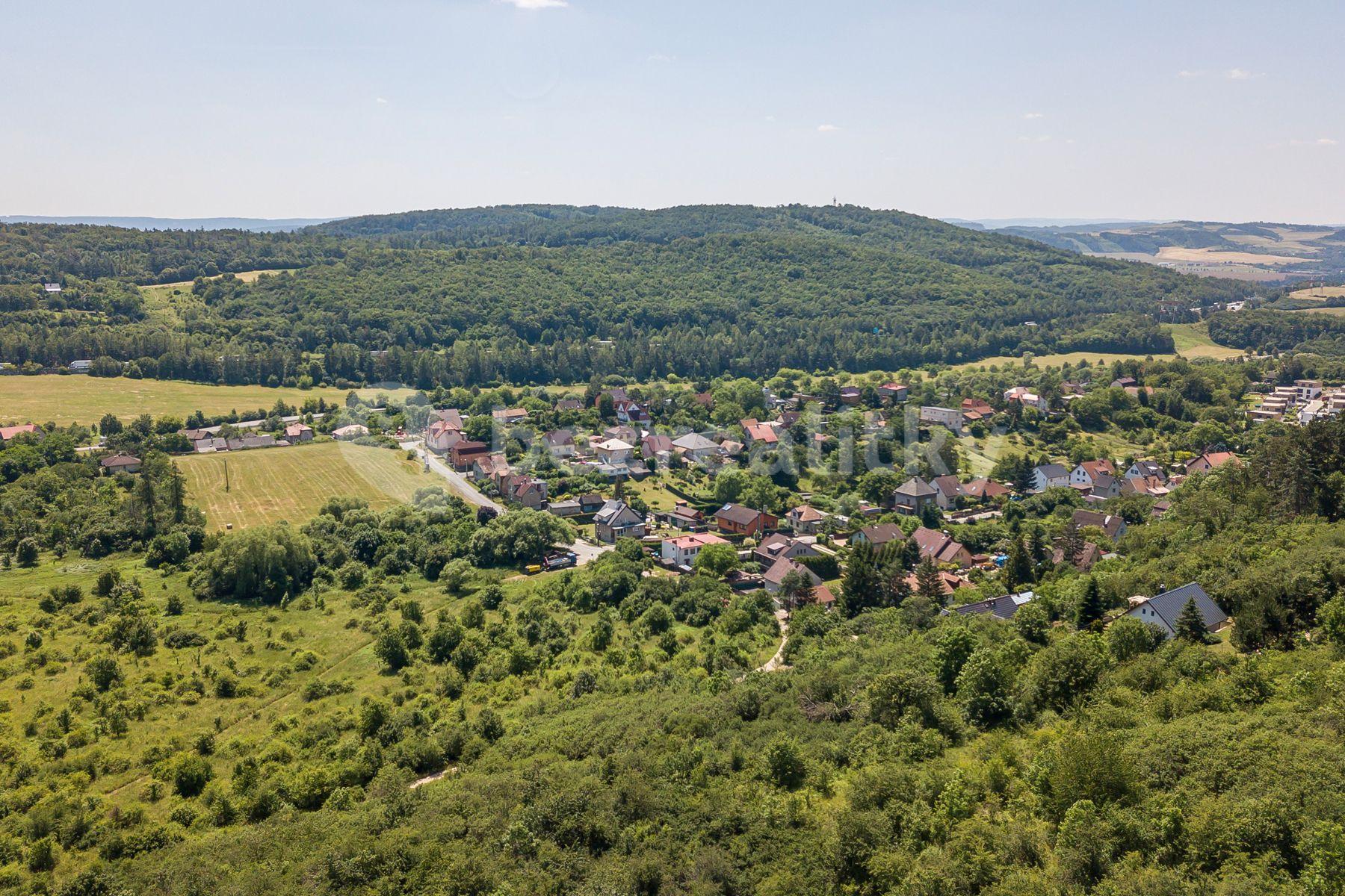 Predaj pozemku 1.714 m², Stupická, Vráž, Středočeský kraj