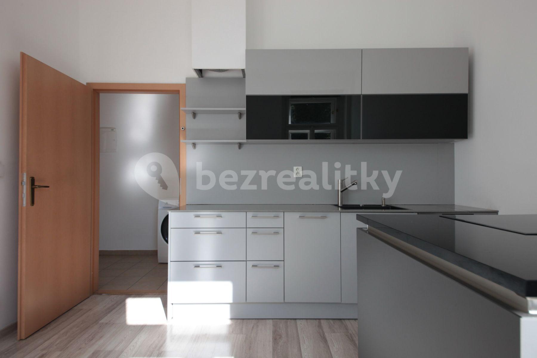 Prenájom bytu 2-izbový 36 m², Plzeňská, Praha, Praha