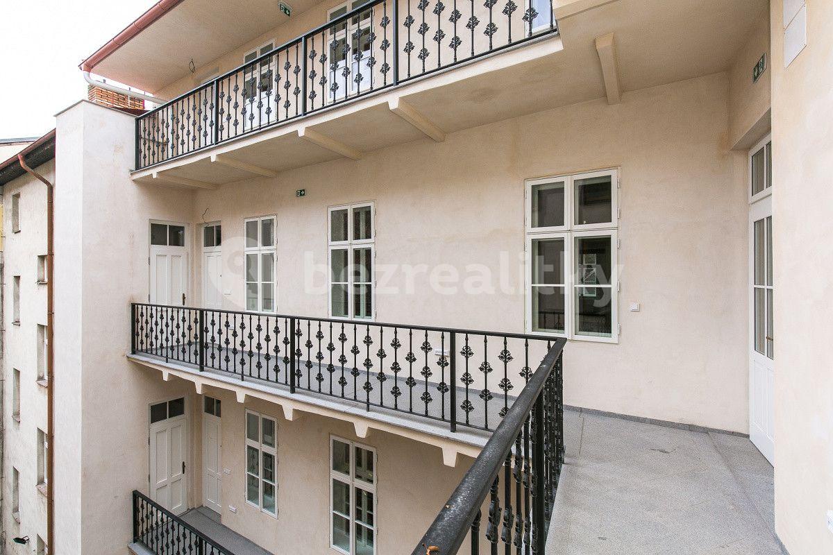 Prenájom bytu 2-izbový 55 m², Plzeňská, Praha, Praha