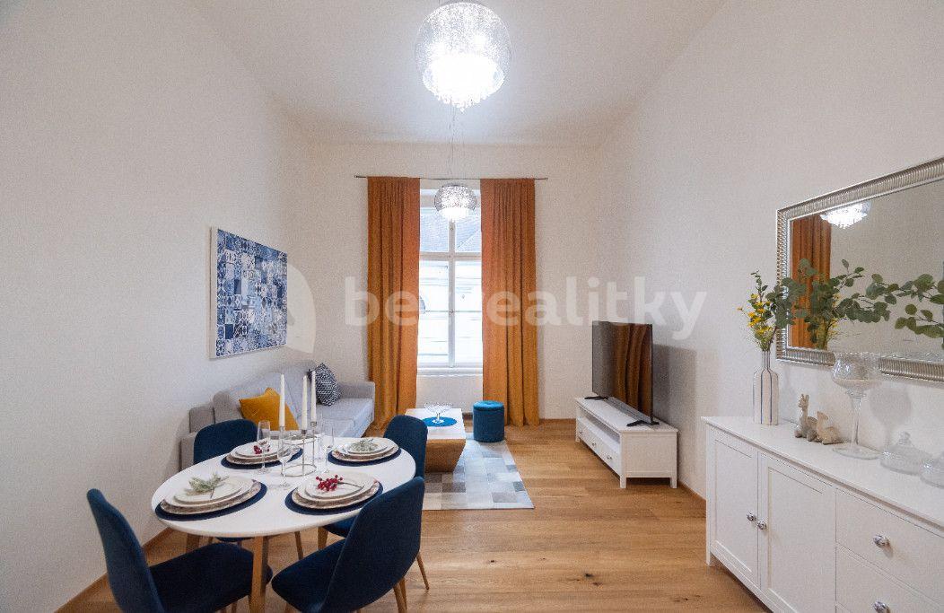 Prenájom bytu 2-izbový 55 m², Plzeňská, Praha, Praha