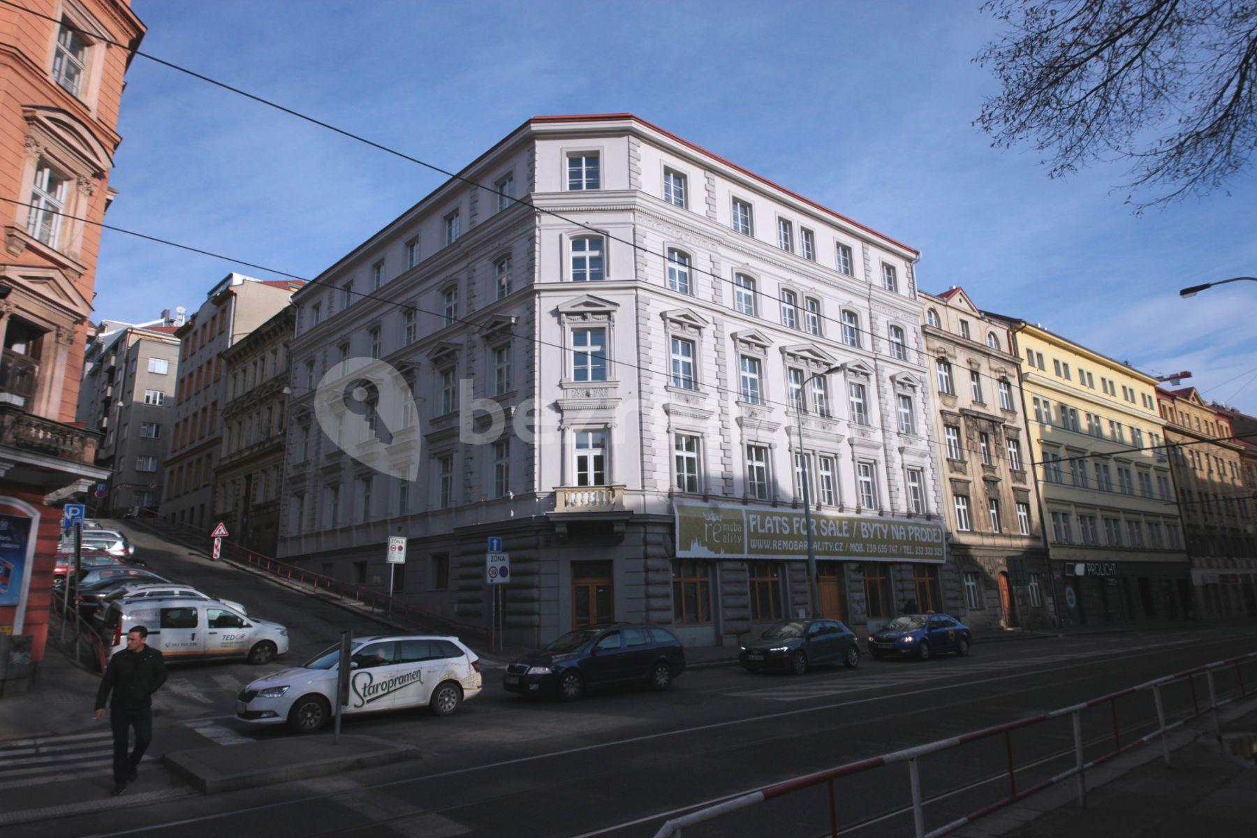 Prenájom bytu 2-izbový 55 m², Plzeňská, Praha, Praha