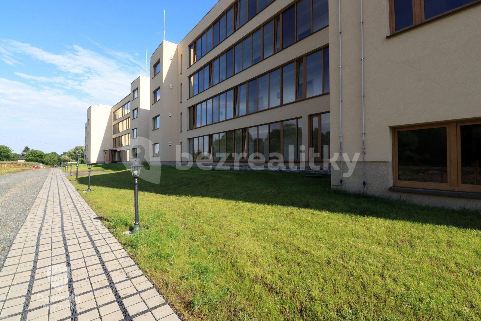 Prenájom bytu 1-izbový 37 m², Lázeňská, Slaný, Středočeský kraj