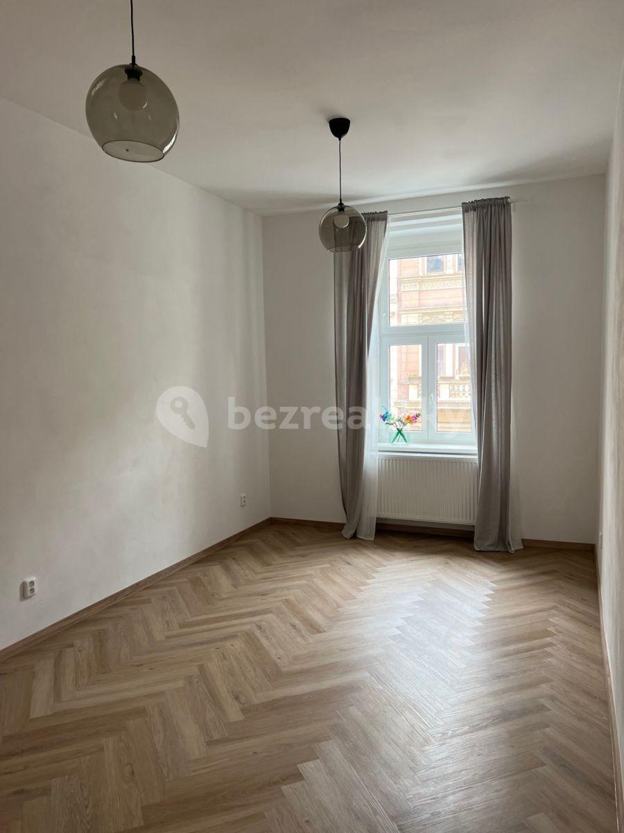 Prenájom bytu 3-izbový 92 m², Anglická, Praha, Praha