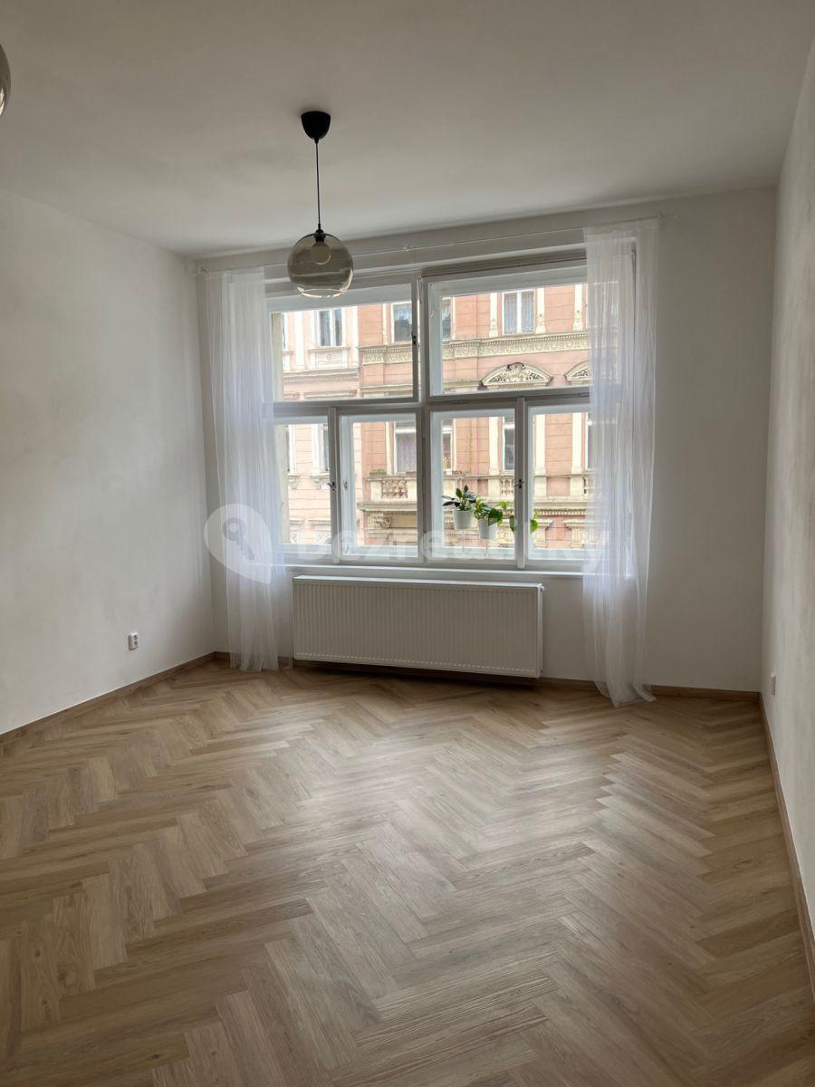 Prenájom bytu 3-izbový 92 m², Anglická, Praha, Praha