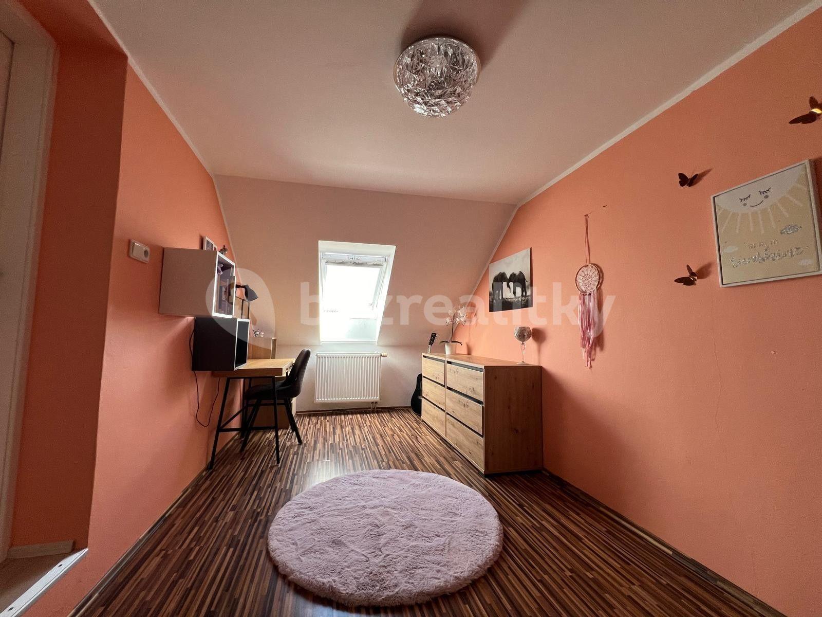 Predaj domu 216 m², pozemek 1.072 m², Znojemská, Pohořelice, Jihomoravský kraj