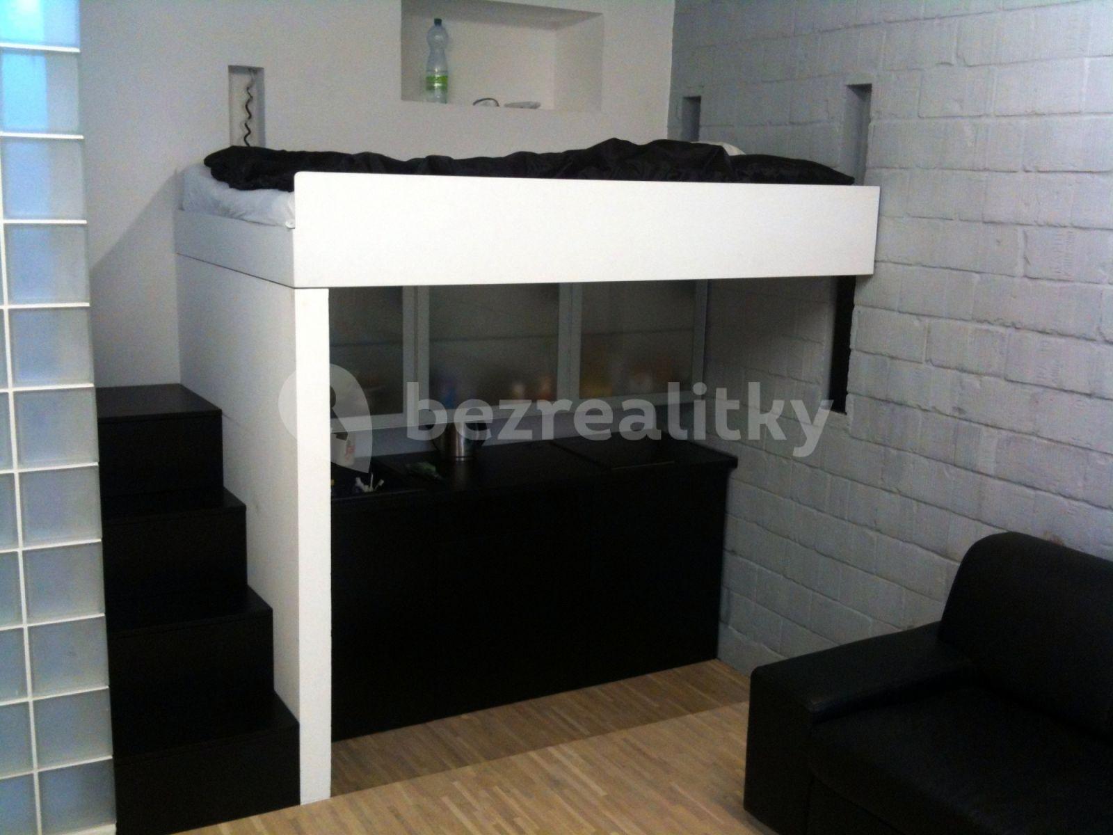 Prenájom bytu 1-izbový 22 m², Milady Horákové, Brno, Jihomoravský kraj