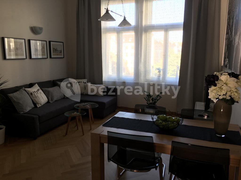 Prenájom bytu 2-izbový 56 m², náměstí Bratří Synků, Praha, Praha