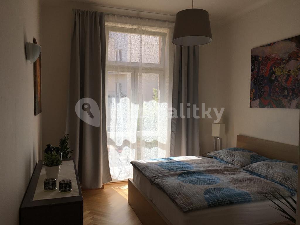 Prenájom bytu 2-izbový 56 m², náměstí Bratří Synků, Praha, Praha