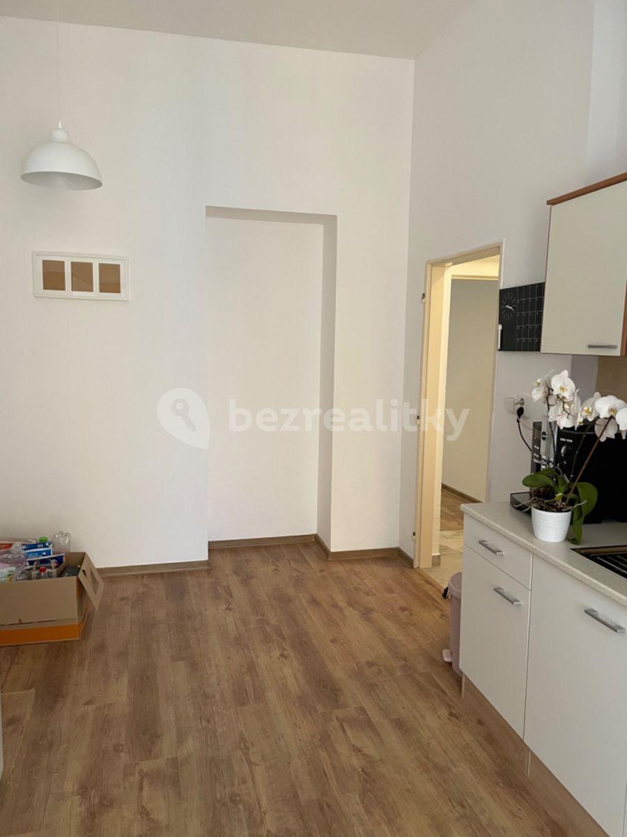 Prenájom bytu 2-izbový 57 m², Sokolovská, Karlovy Vary, Karlovarský kraj