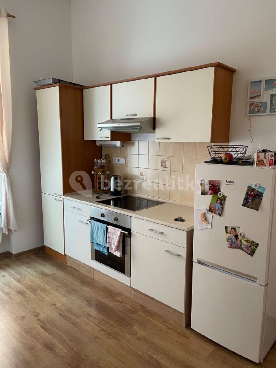 Prenájom bytu 2-izbový 57 m², Sokolovská, Karlovy Vary, Karlovarský kraj