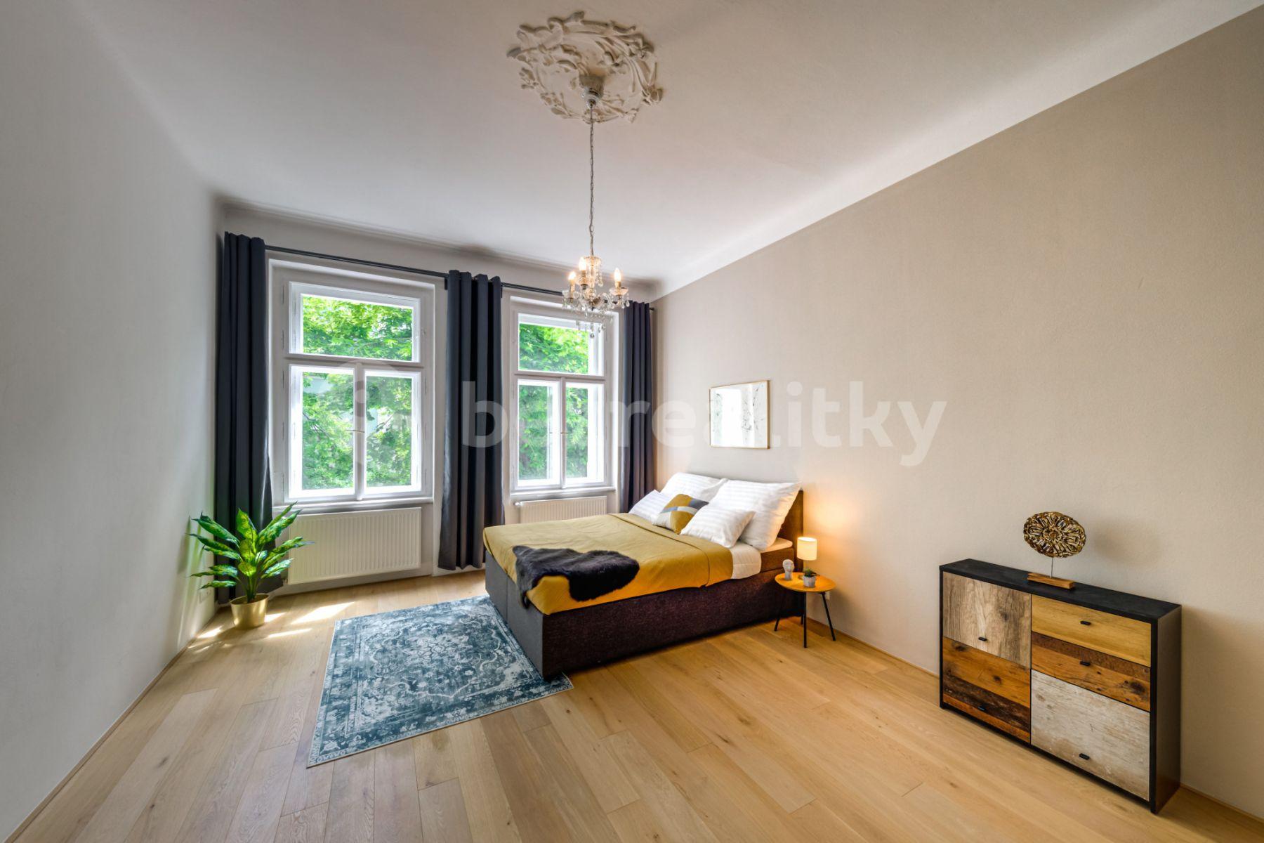 Prenájom bytu 3-izbový 87 m², Kaizlovy sady, Praha, Praha