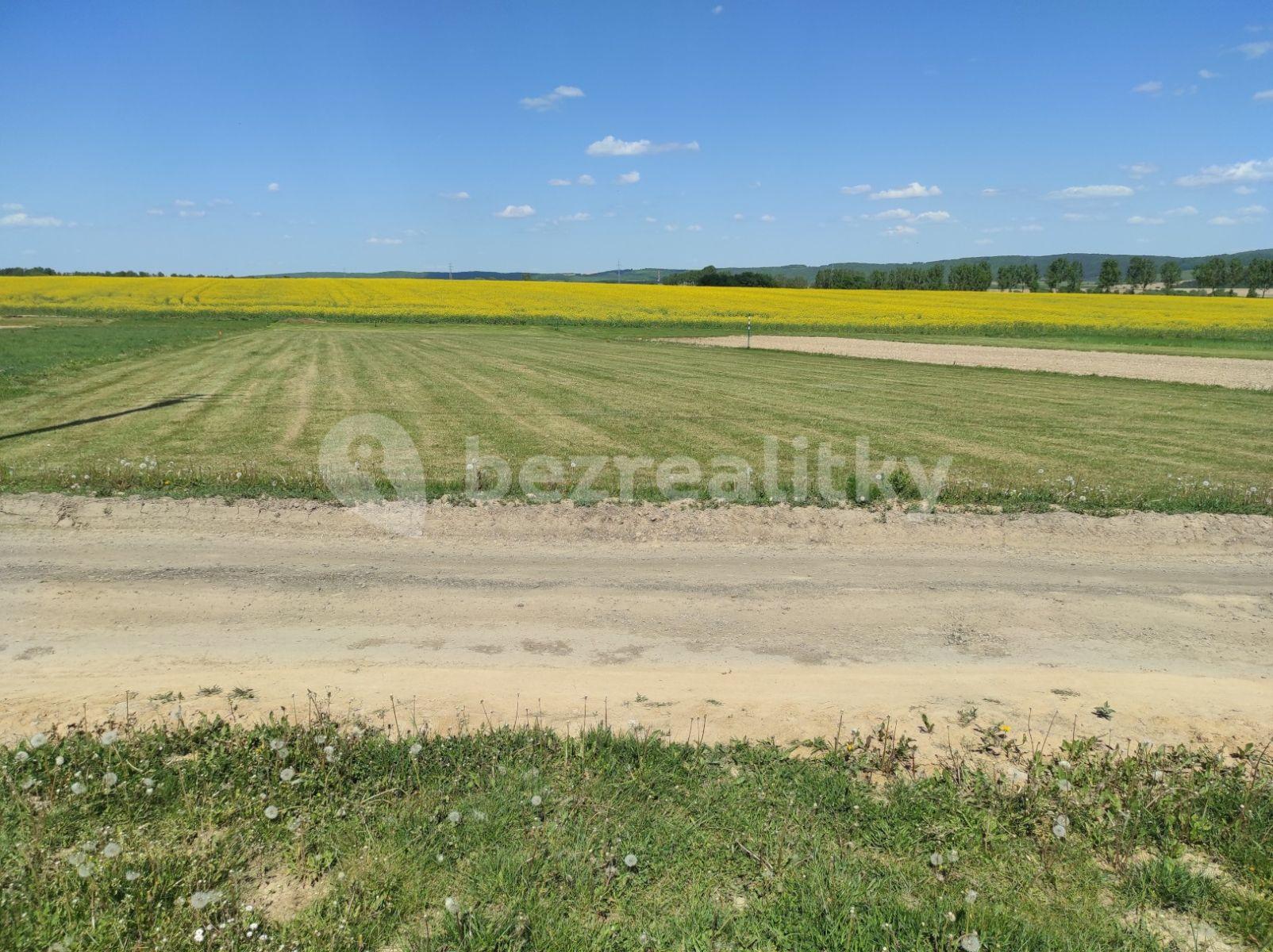 Predaj pozemku 1.328 m², Osikov, Prešovský kraj