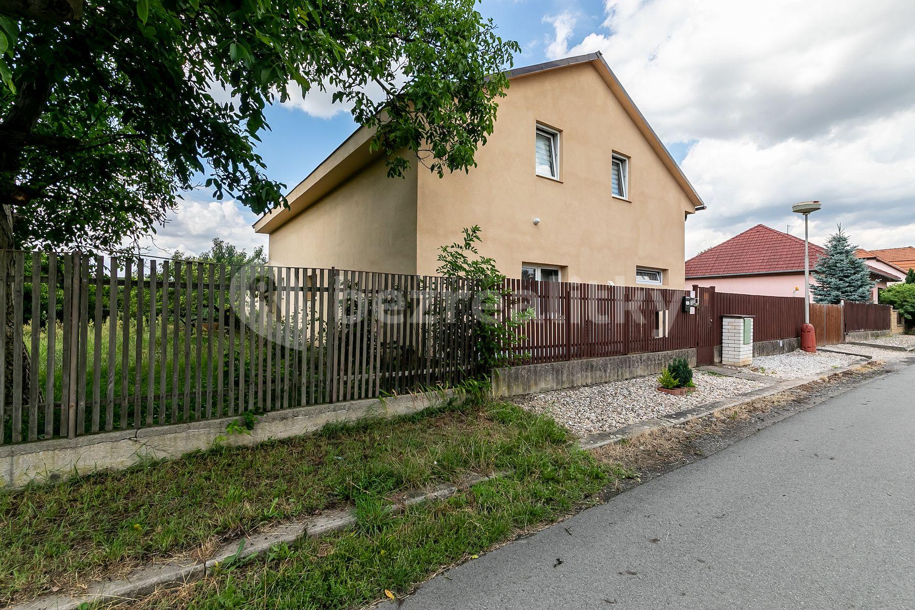 Predaj domu 320 m², pozemek 1.032 m², Luční, Tišice, Středočeský kraj