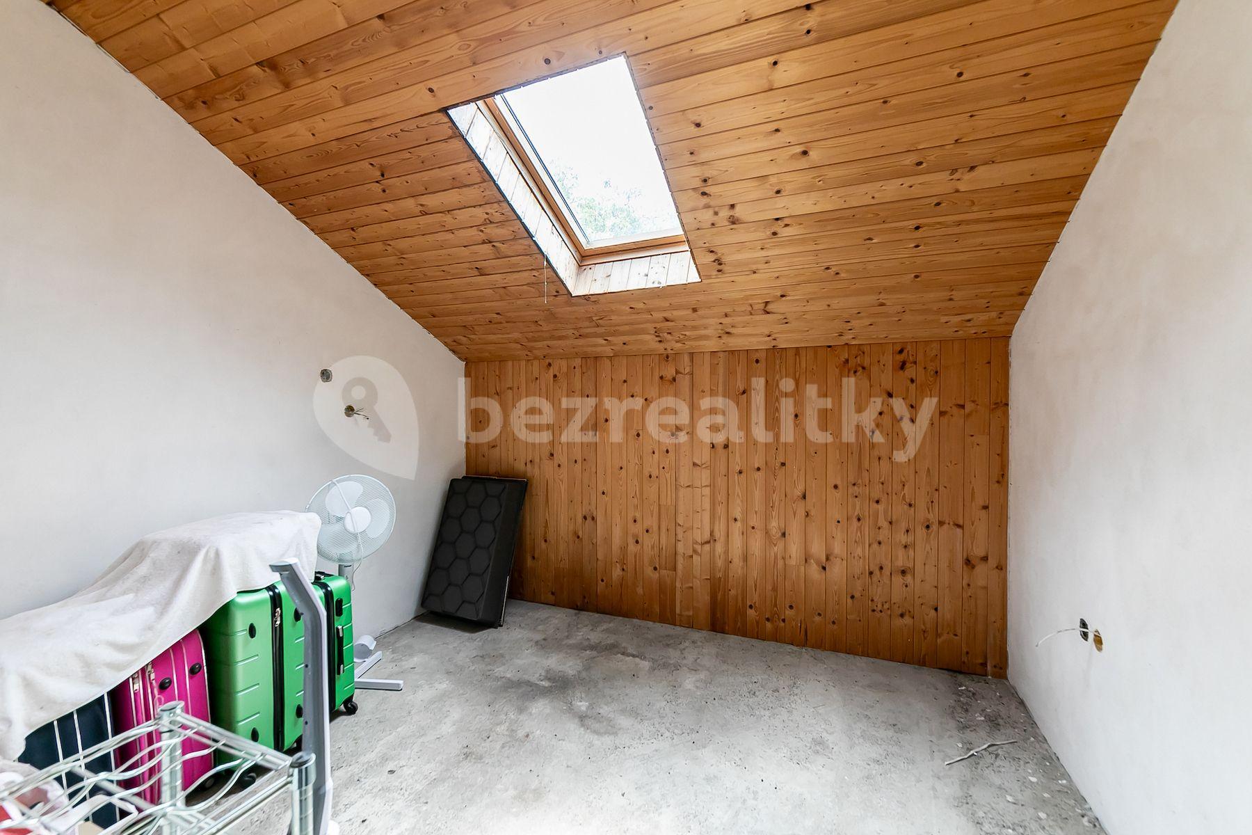 Predaj domu 320 m², pozemek 1.032 m², Luční, Tišice, Středočeský kraj