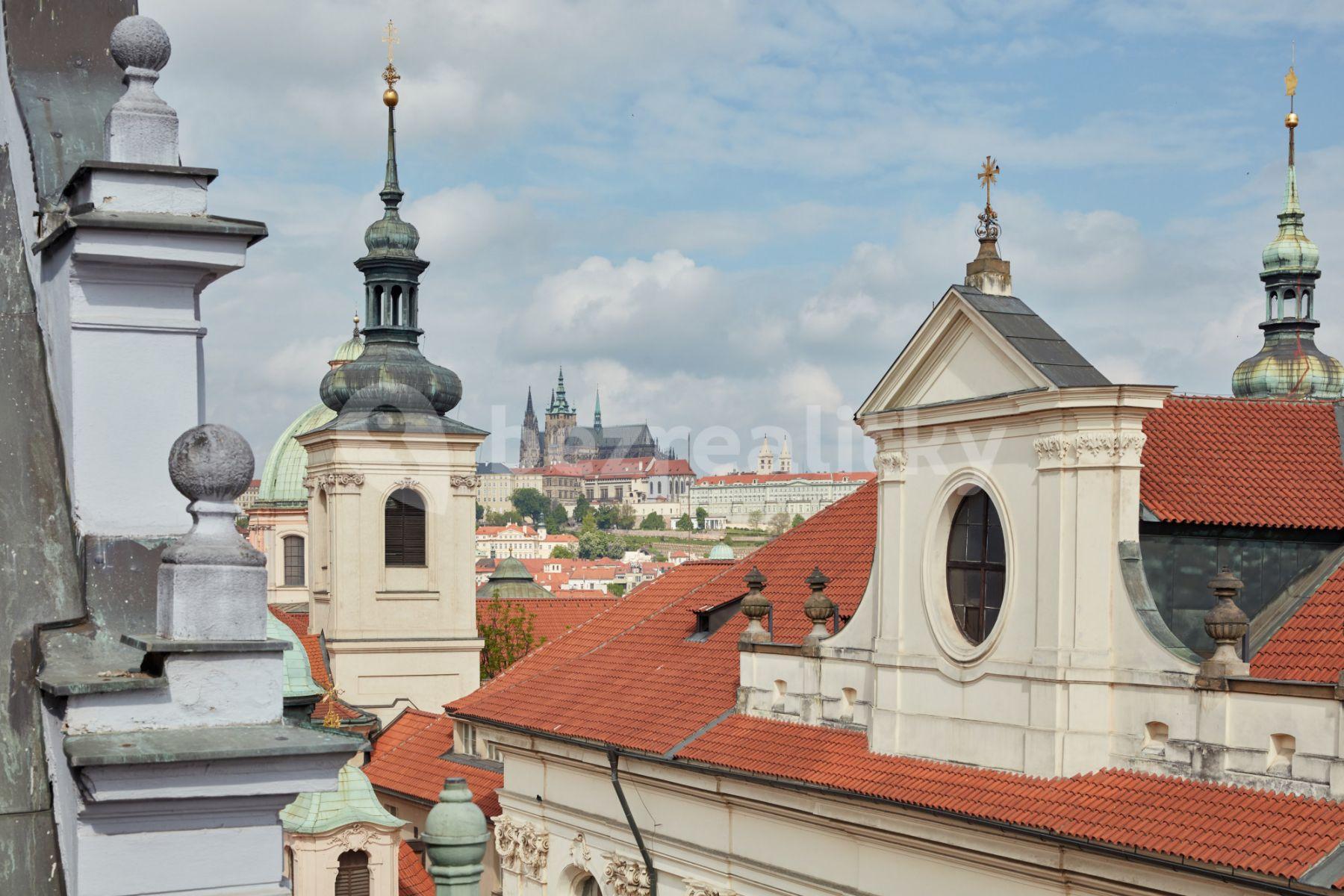 Prenájom bytu 2-izbový 75 m², Karlova, Praha, Praha