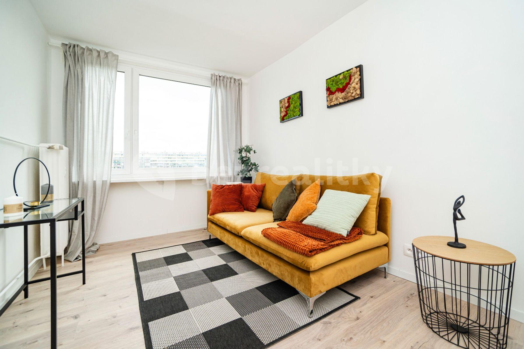 Predaj bytu 4-izbový 80 m², Vysočanská, Praha, Praha