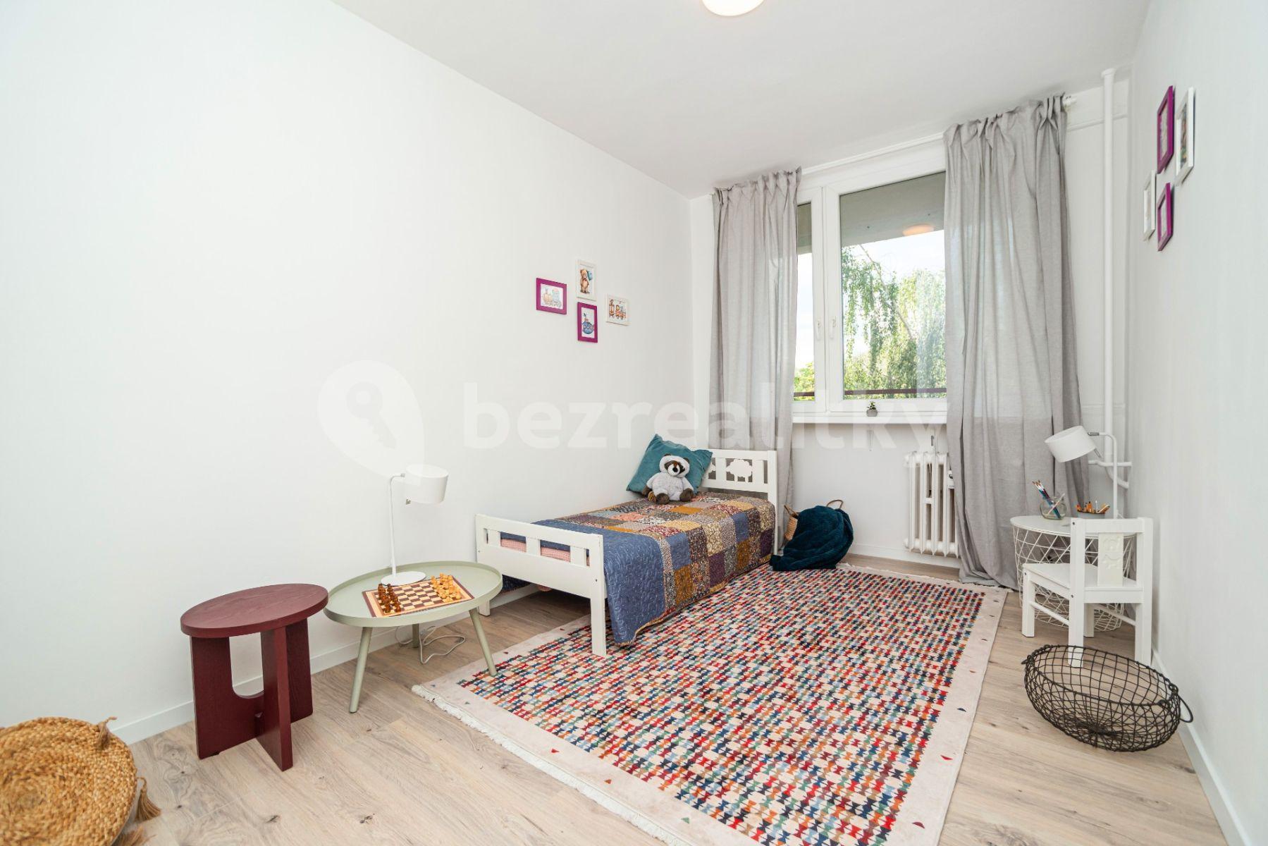 Predaj bytu 4-izbový 80 m², Vysočanská, Praha, Praha