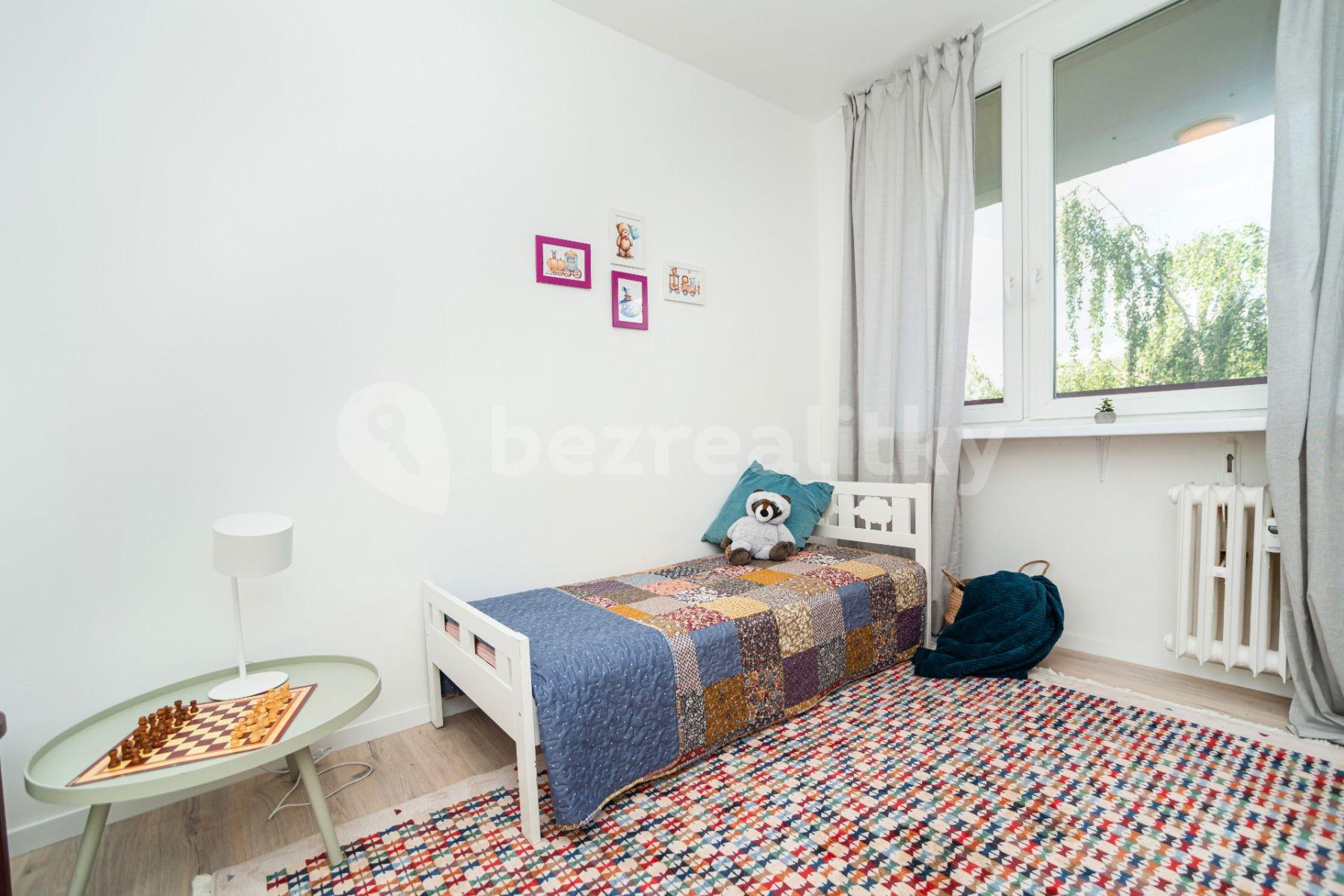 Predaj bytu 4-izbový 80 m², Vysočanská, Praha, Praha