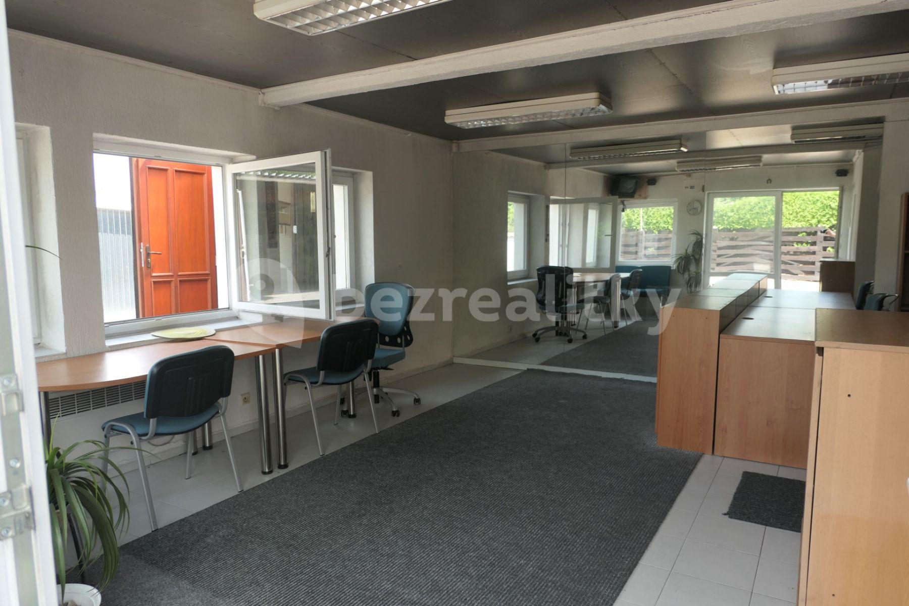 Predaj domu 747 m², pozemek 745 m², Koutníkova, Hradec Králové, Královéhradecký kraj