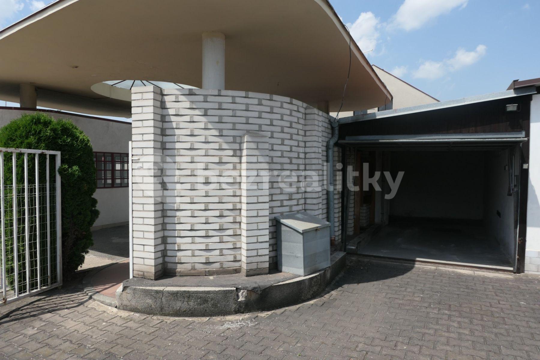 Predaj domu 747 m², pozemek 745 m², Koutníkova, Hradec Králové, Královéhradecký kraj