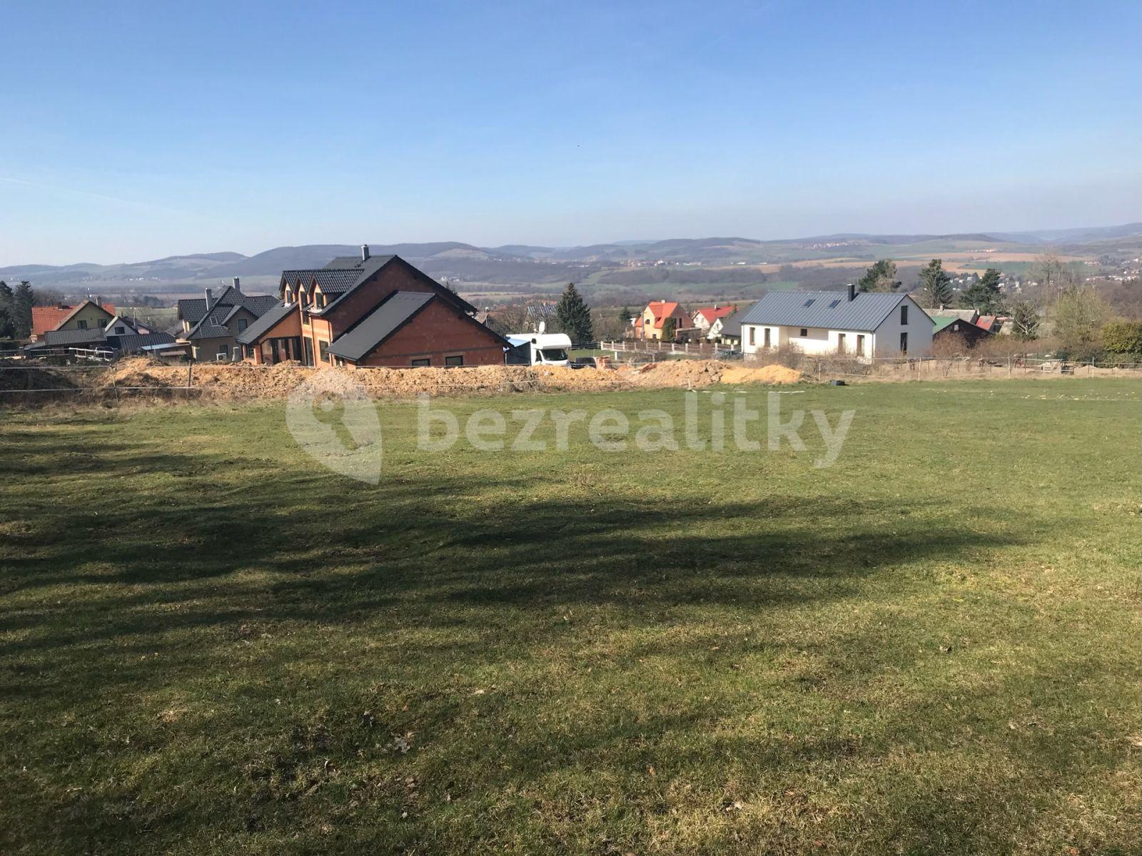 Predaj pozemku 1.876 m², Modřínová, Svinaře, Středočeský kraj