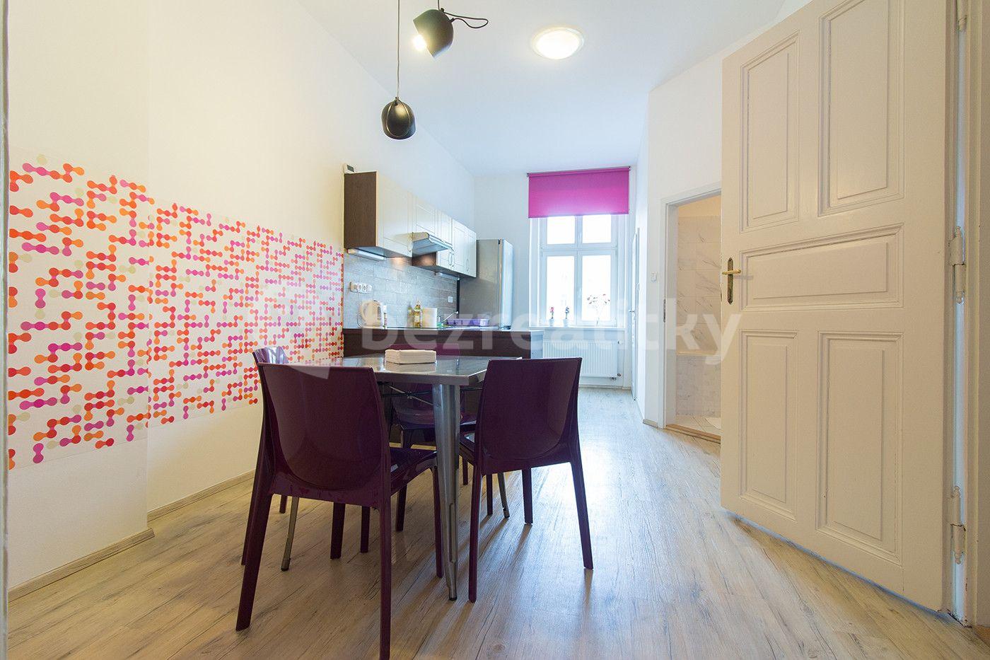 Prenájom bytu 2-izbový 90 m², Blanická, Praha, Praha