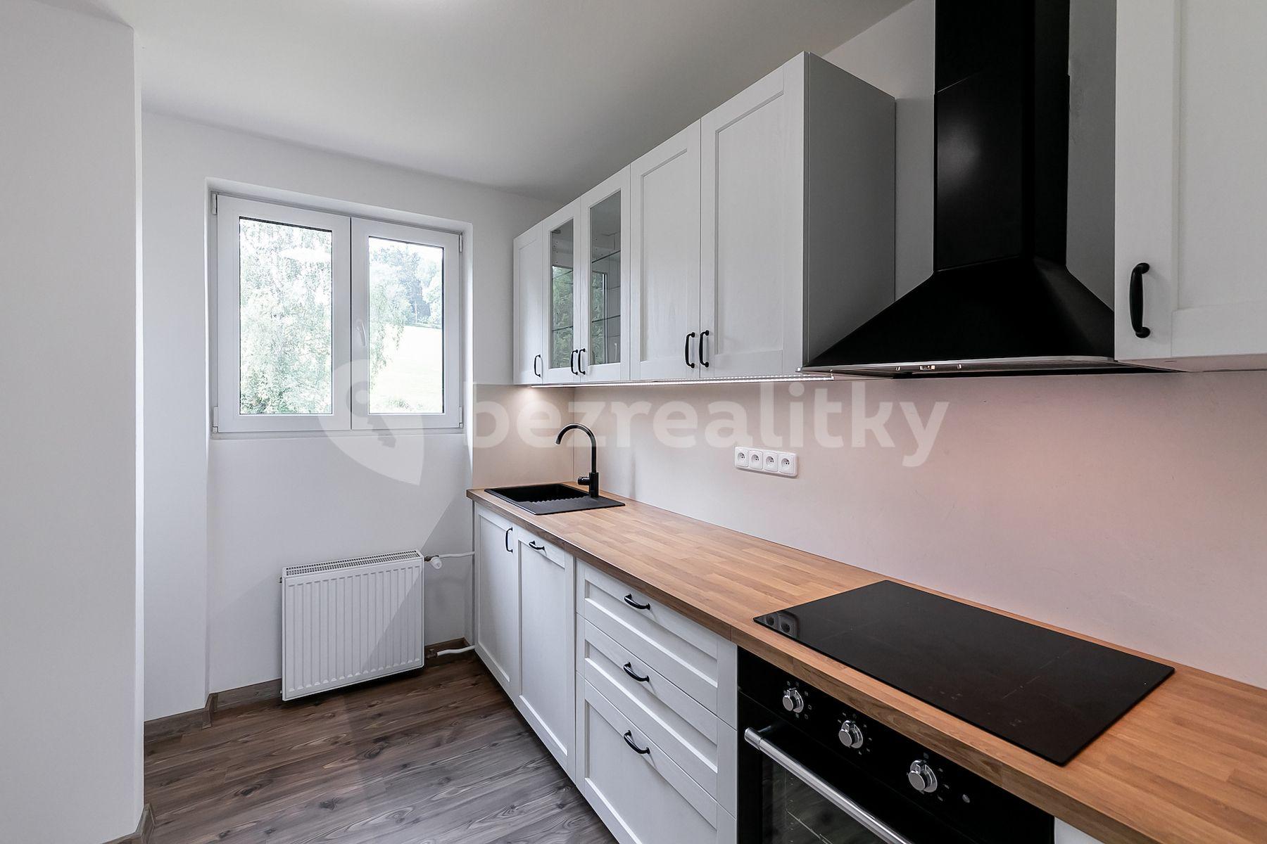 Predaj bytu 3-izbový 76 m², Navarovská, Zlatá Olešnice, Liberecký kraj