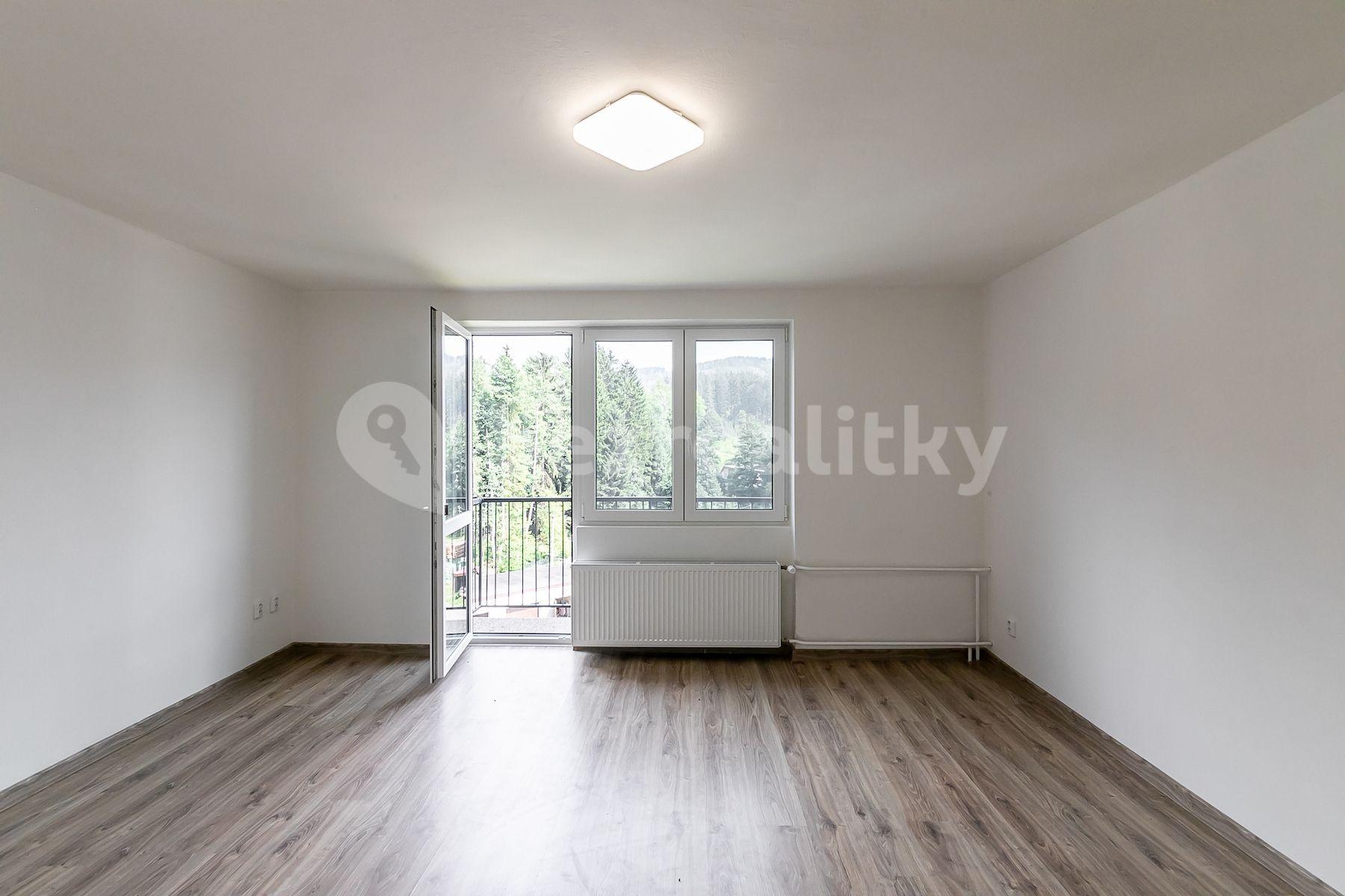 Predaj bytu 3-izbový 76 m², Navarovská, Zlatá Olešnice, Liberecký kraj