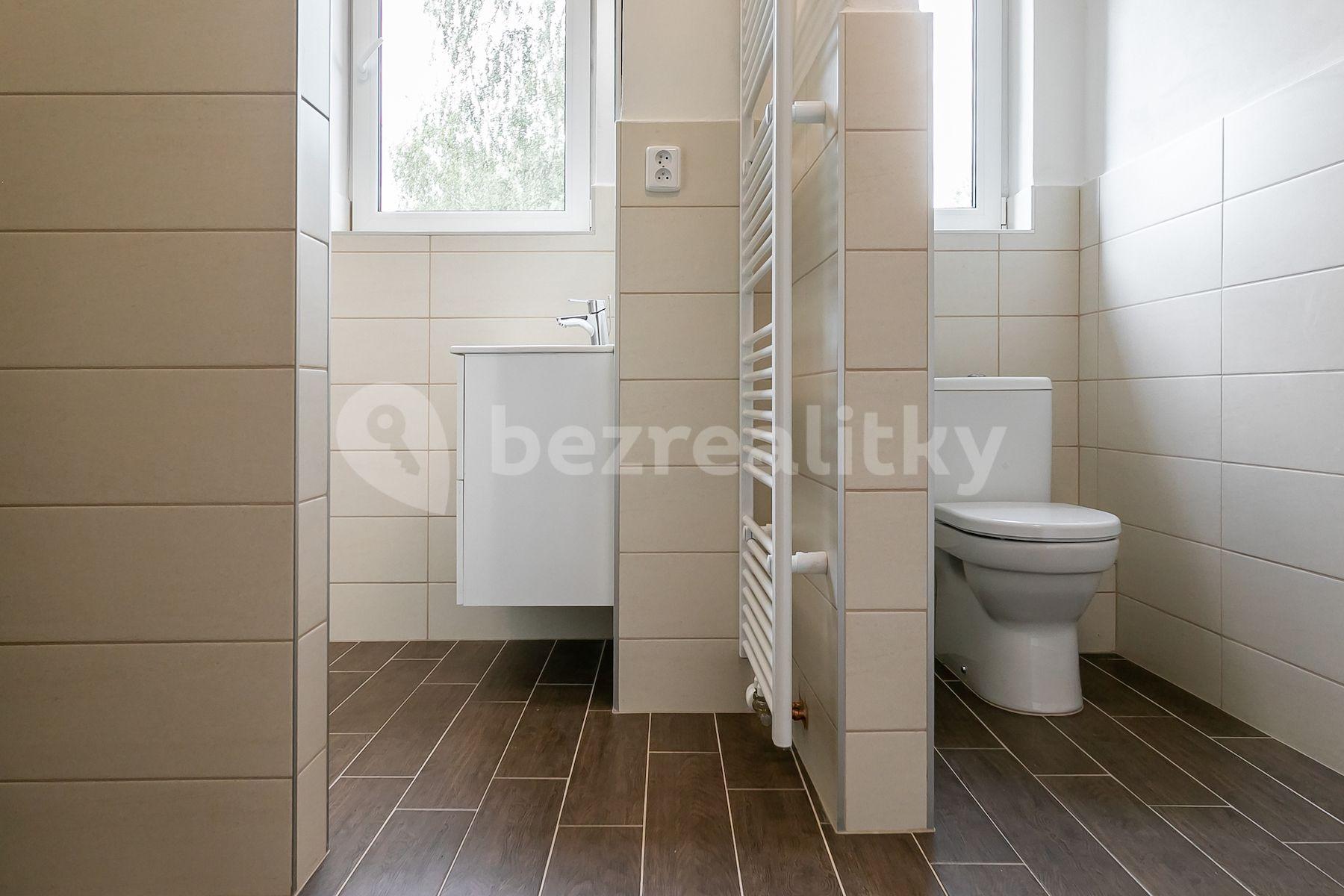 Predaj bytu 3-izbový 76 m², Navarovská, Zlatá Olešnice, Liberecký kraj