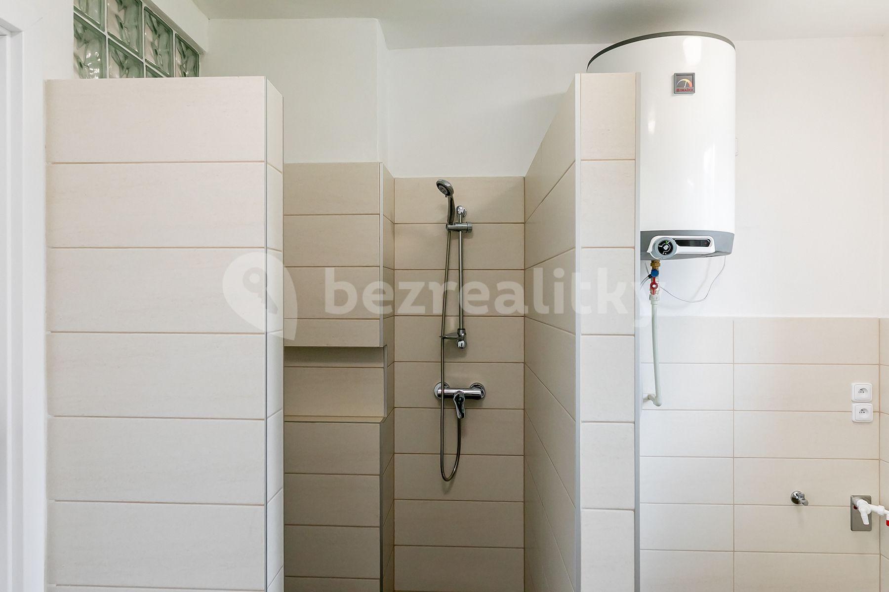 Predaj bytu 3-izbový 76 m², Navarovská, Zlatá Olešnice, Liberecký kraj