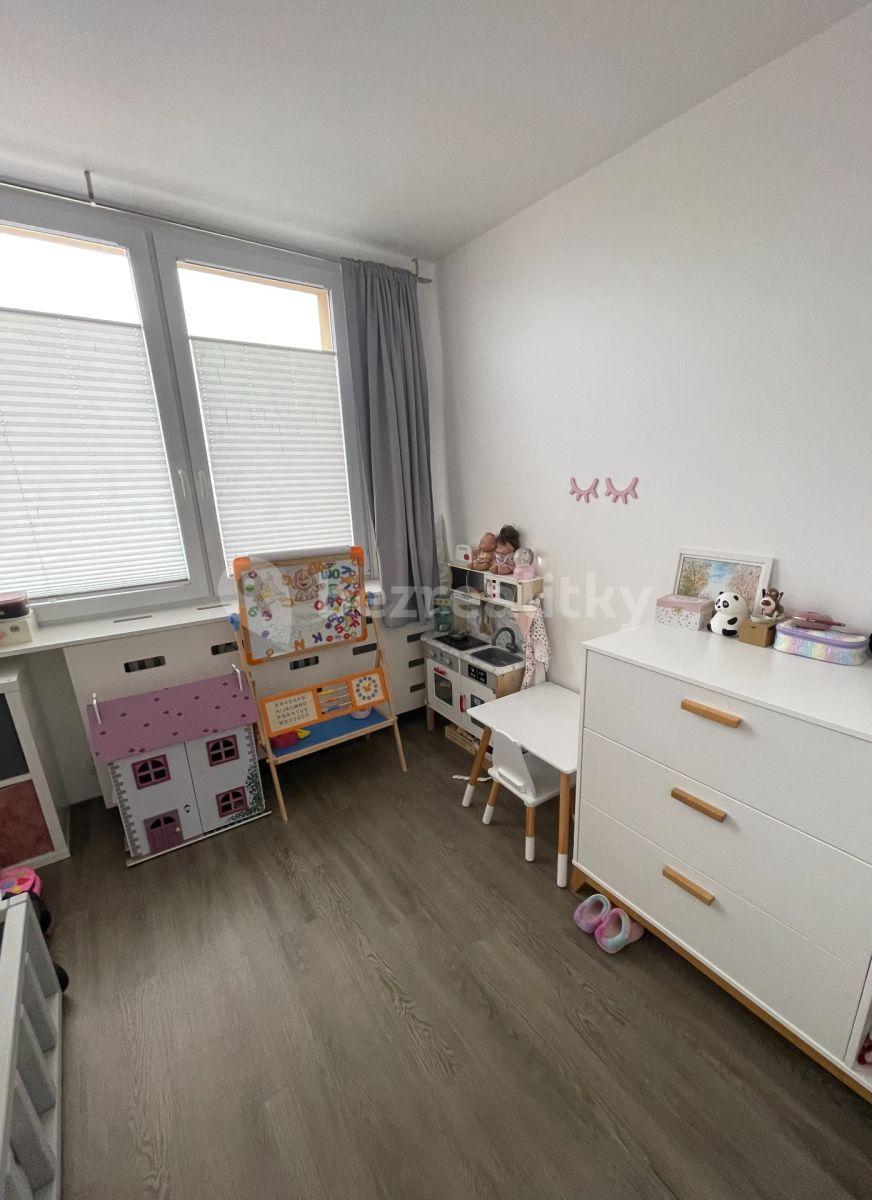 Predaj bytu 3-izbový 77 m², Novodvorská, Praha, Praha