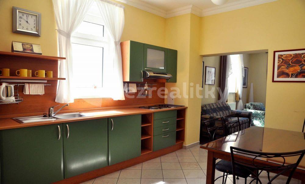 Prenájom bytu 87 m², Kolmá, Karlovy Vary, Karlovarský kraj