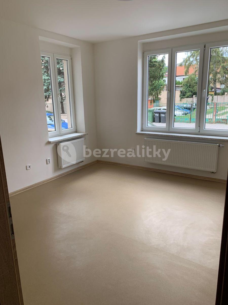 Prenájom bytu 2-izbový 78 m², Brožovského, Slaný, Středočeský kraj